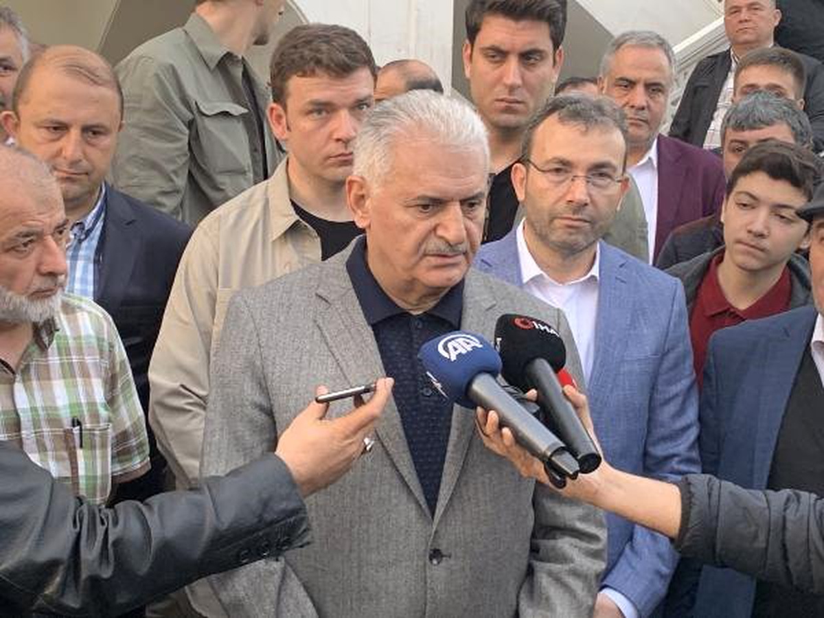 Binali Yıldırım\'dan Sabah Namazı Sonrası Açıklamalar