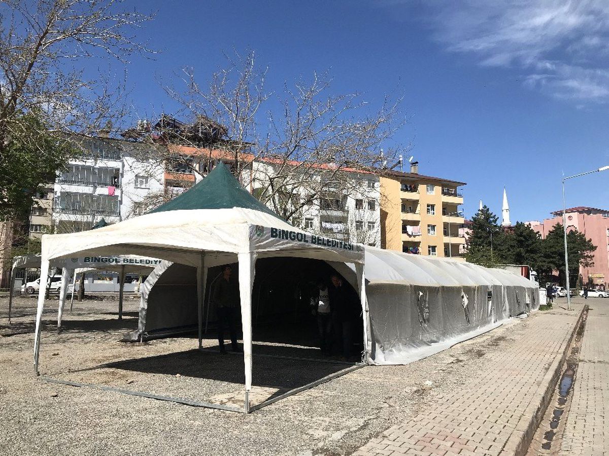 Bingöl\'de "Geleneksel İftar Çadırı" Kuruldu