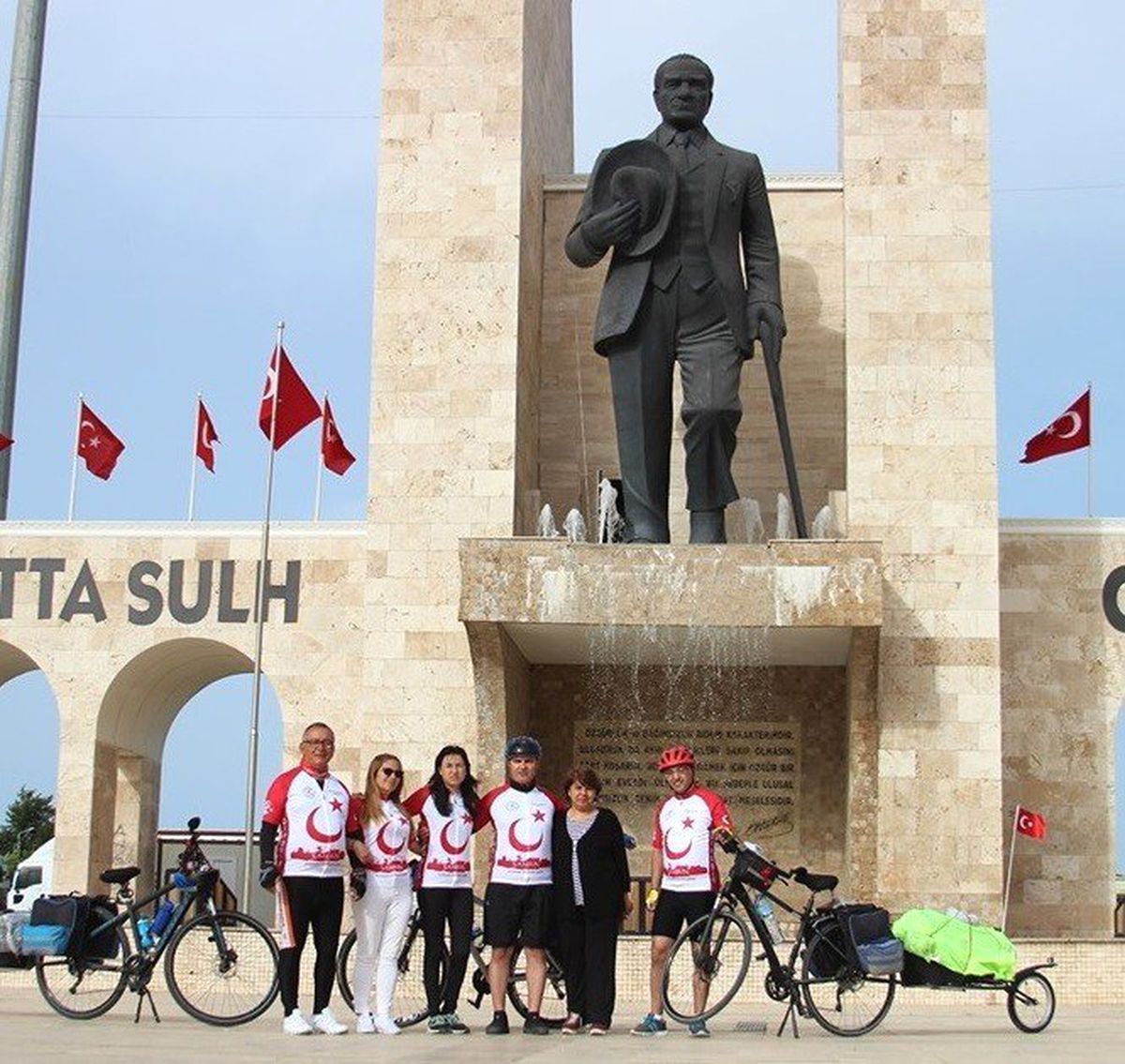 Bisikletçiler Didim\'den Samsun\'a Pedal Basacak