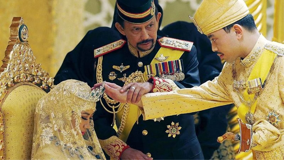 Brunei, Eşcinsel İlişkiye ve Zinaya Getirdiği Recm Cezasını Erteledi