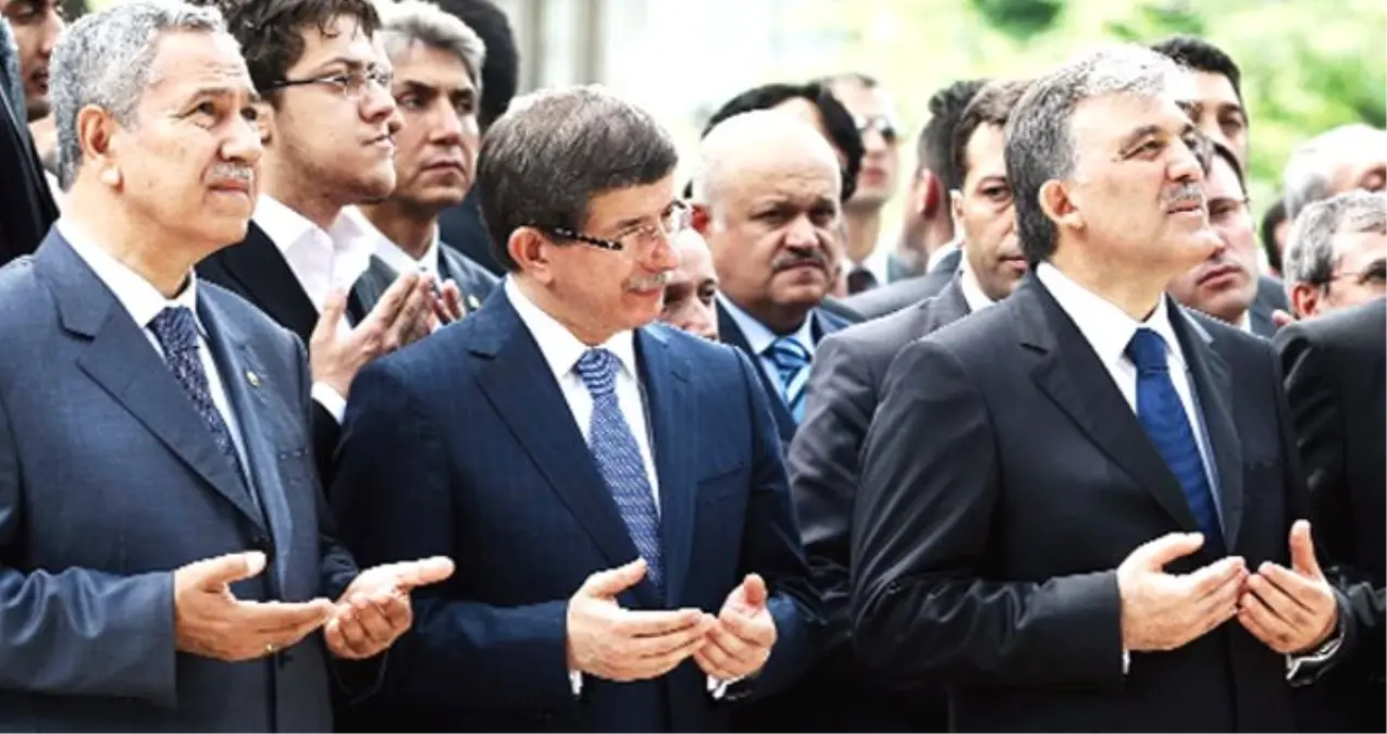 Bülent Arınç, Davutoğlu ve Gül\'ün Yeni Parti Kuracağı İddiaları Hakkında Konuştu: Düşecek Çınar Yaprağına Bile Tahammülümüz Yok