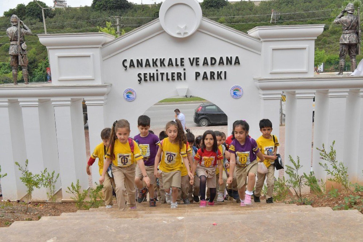 Çanakkale ve Adana Şehitleri Parkı Dolup Taşıyor