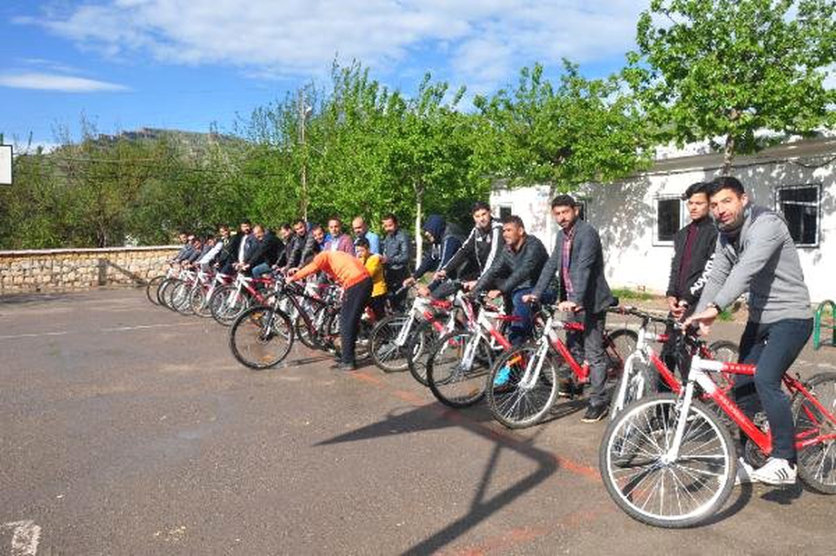 Derik\'te Sağlıklı Yaşam İçin Pedal Çevirdiler