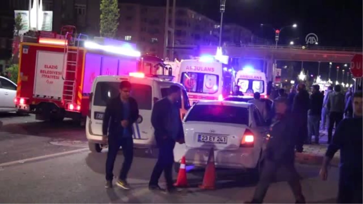 Elazığ\'da Trafik Kazası: 3 Yaralı