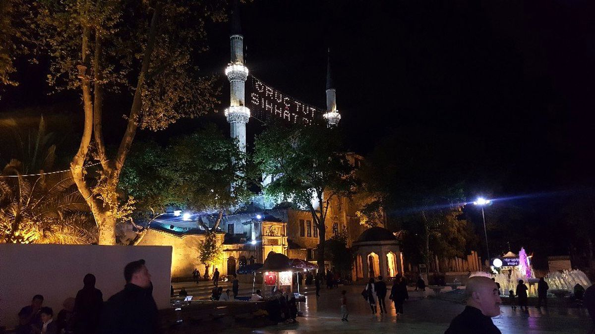 Eyüpsultan\'da İlk Teravih Heyecanı