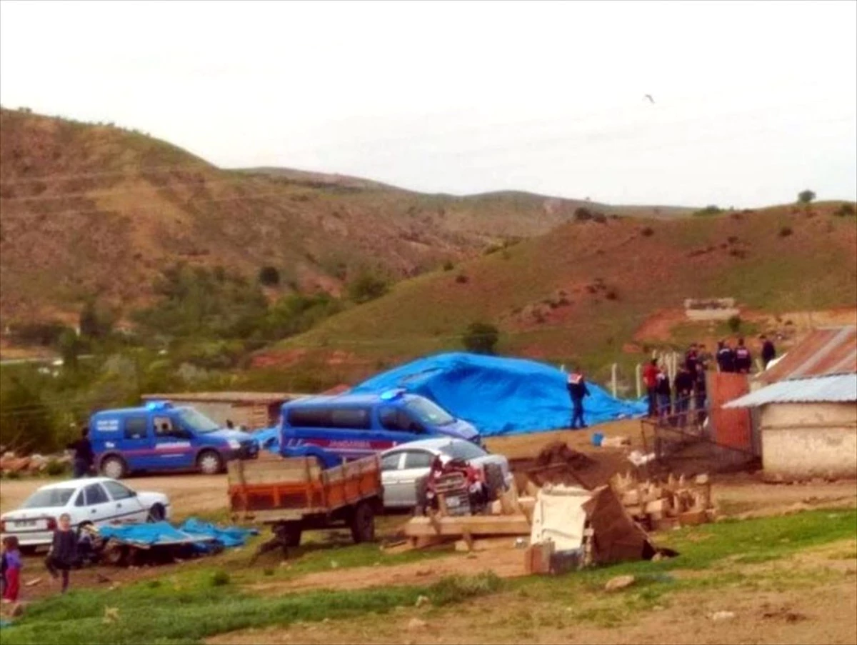 Kırıkkale\'de Tarlada Oynayan Çocuklar Havan Mermisi Buldu