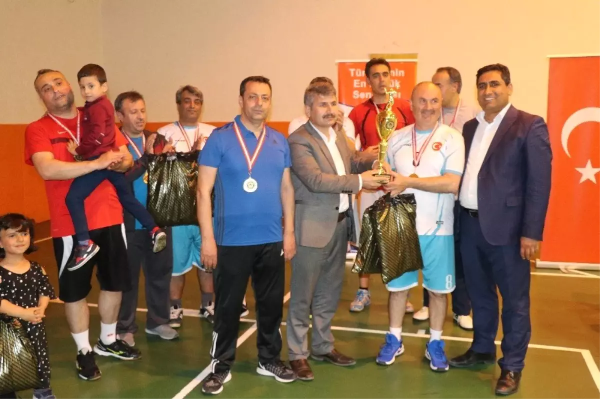 M. Akif İnan Voleybol Turnuvası Sona Erdi