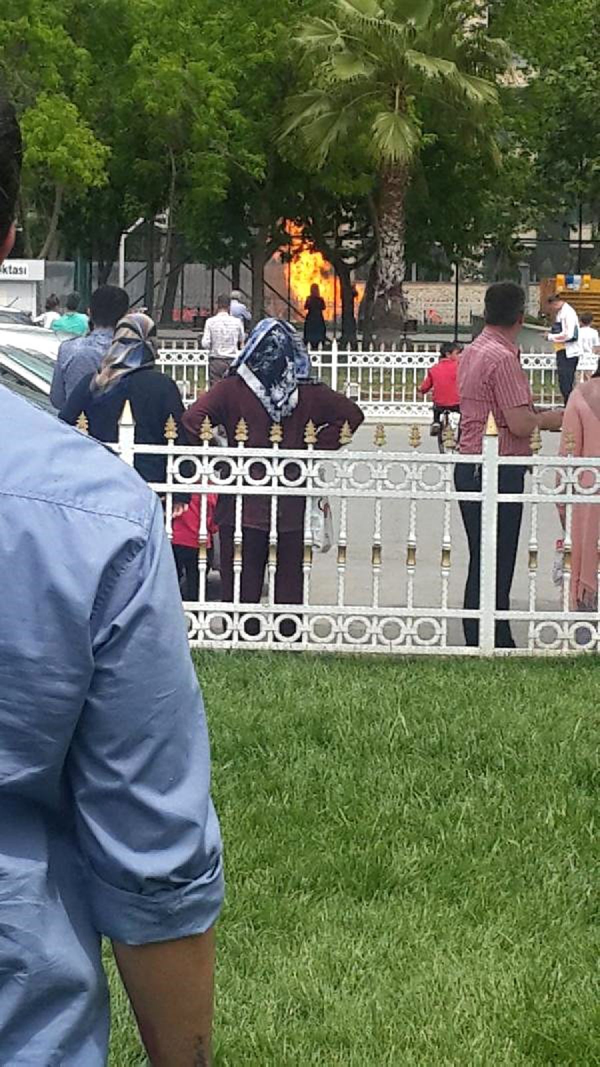 Pendik\'te Doğalgaz Borusu Delindi, Alevler Metrelerce Yükseldi: 1 Yaralı (1)
