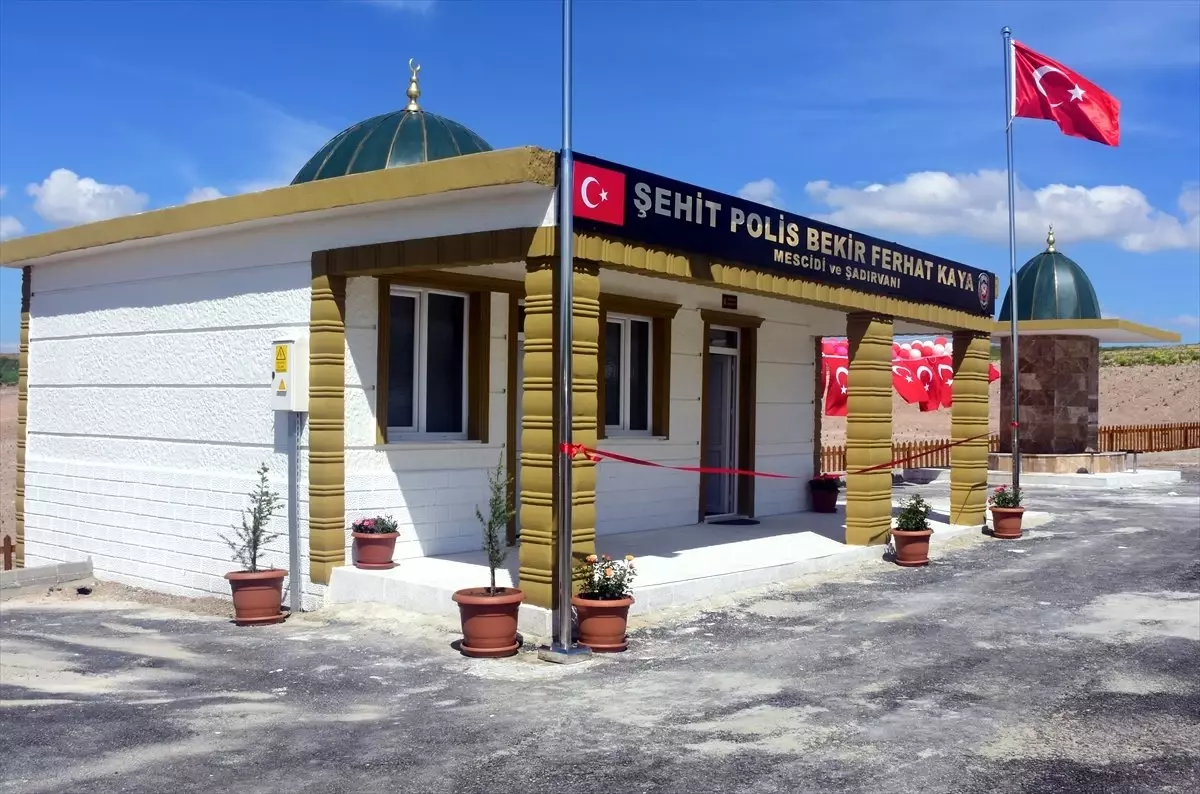 Şehit Polisin Adı Mescitte Yaşayacak