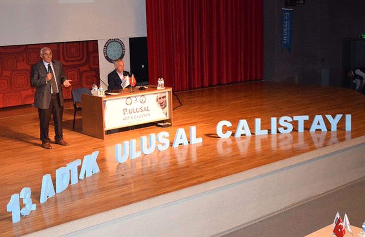 Üniversiteli gençler “Sanayi ve Kalkınma”yı konuştu