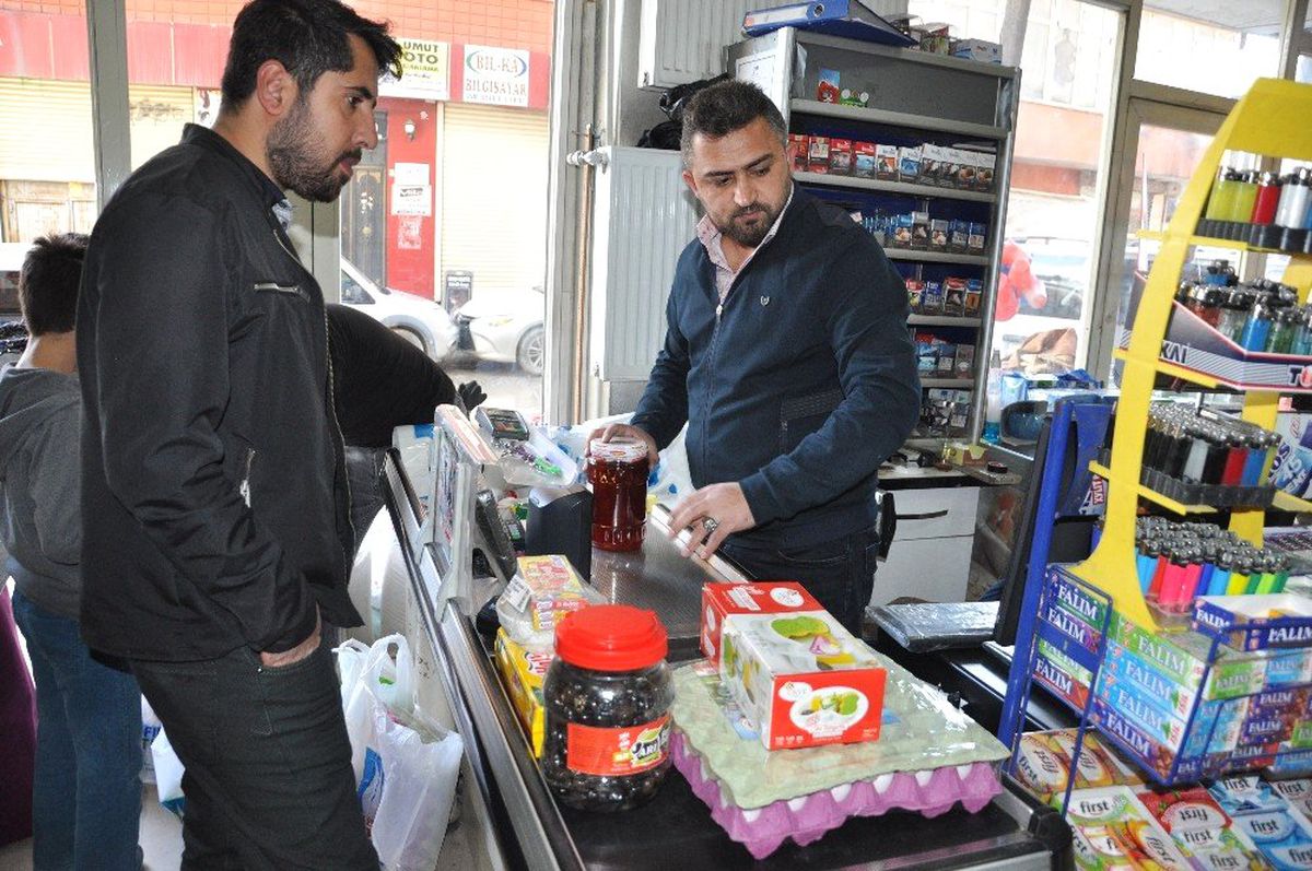 Yüksekova\'da Ramazan Yoğunluğu