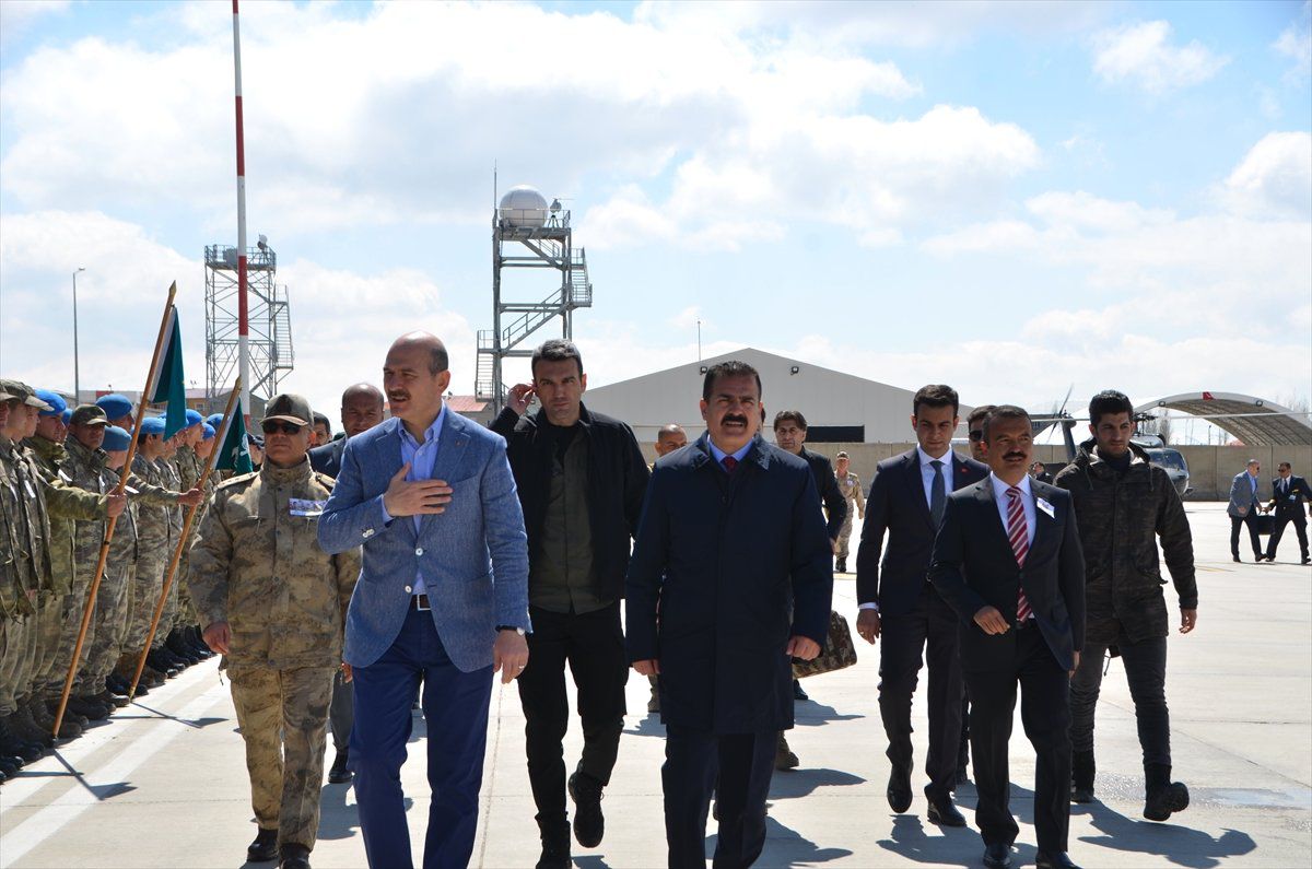 Yüksekova\'da Şehit Askerler İçin Tören
