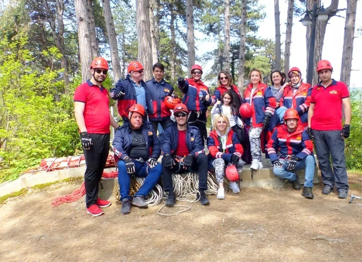 8 Haftalık Gönüllü İtfaiyecilerin Kursu Tamamlandı