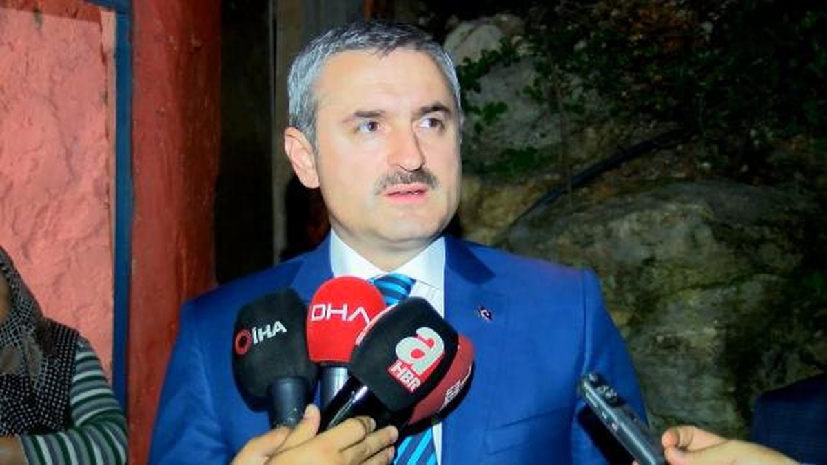 AK Parti İstanbul İl Başkanı Şenocak Açıklamalarda Bulundu