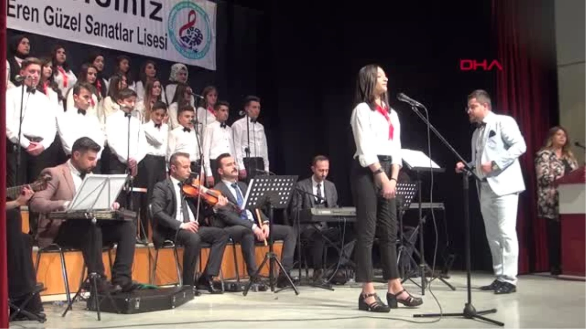 Bitlis Bitlis\'te Liselilerden Türk Sanat Müziği Konseri