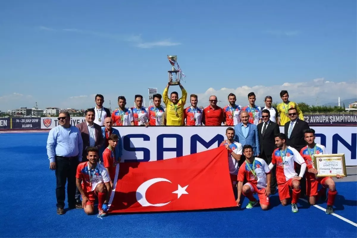 Gaziantep Polisgücü Erkek Hokey Takımı Türkiye Şampiyonu