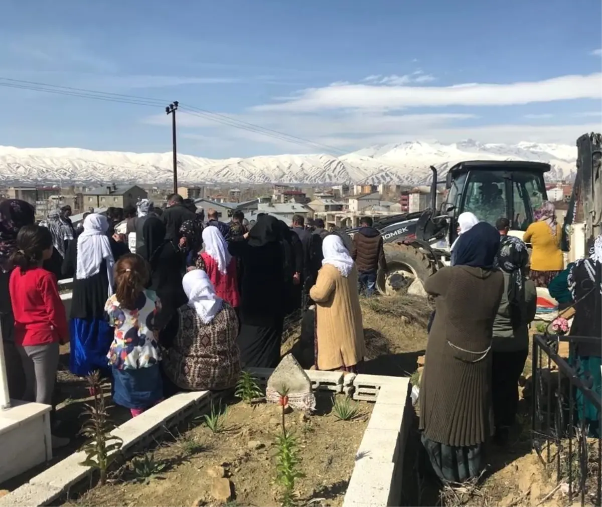 Gölette Boğulan Amca Çocukları Toprağa Verildi