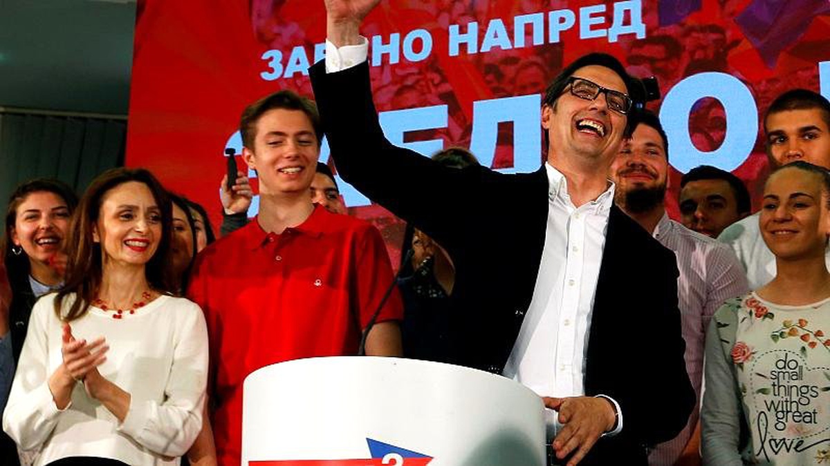 Kuzey Makedonya Cumhurbaşkanlığı Seçimi: AB ve NATO Yanlısı Stevo Pendarovski Kazandı