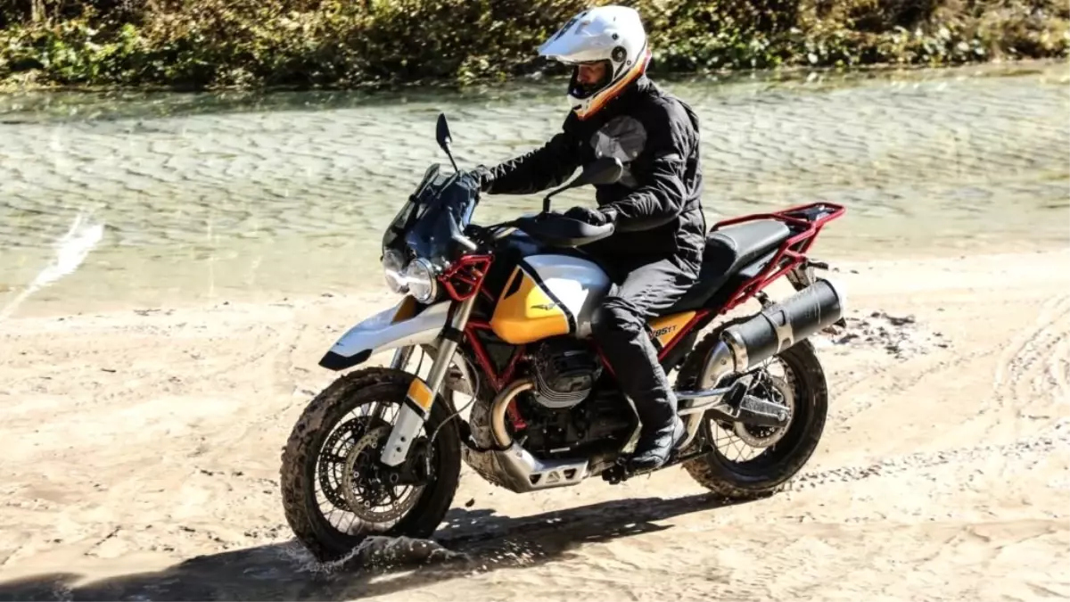 Moto Guzzi\'den İtalyan Enduro Yorumu!