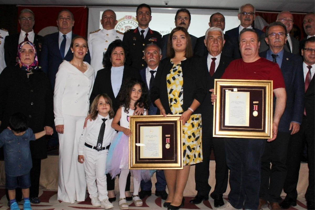 Muğla\'da Şehit Yakınları ve Gazilere Devlet Övünç Madalyası