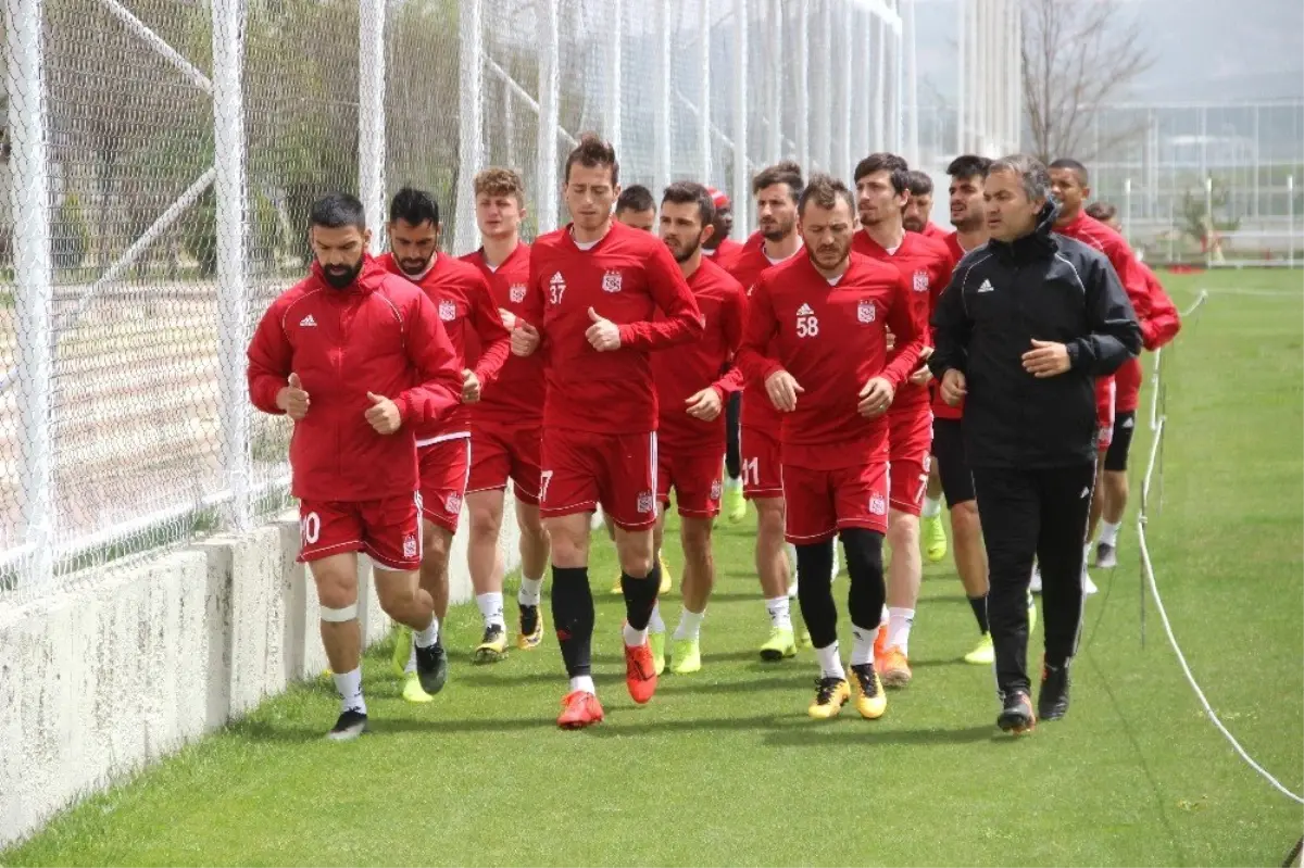 Sivasspor, Göztepe Hazırlıklarına Başladı