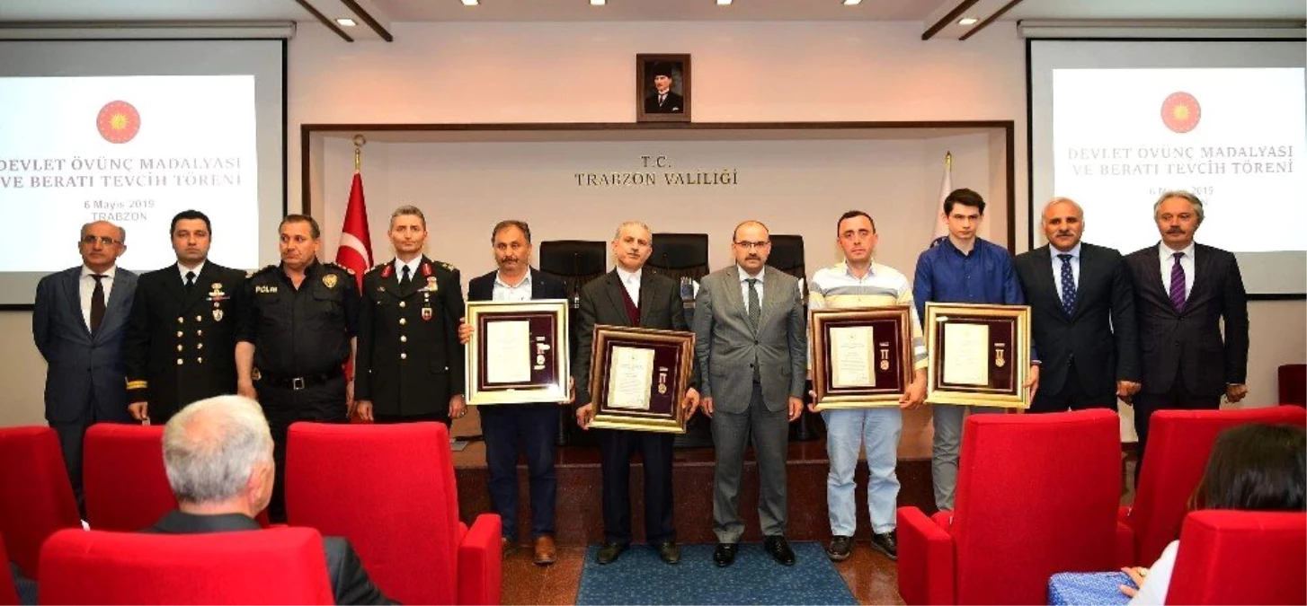 Trabzon\'da Şehit Aileleri ve Gazilere Devlet Övünç Madalyası Verildi