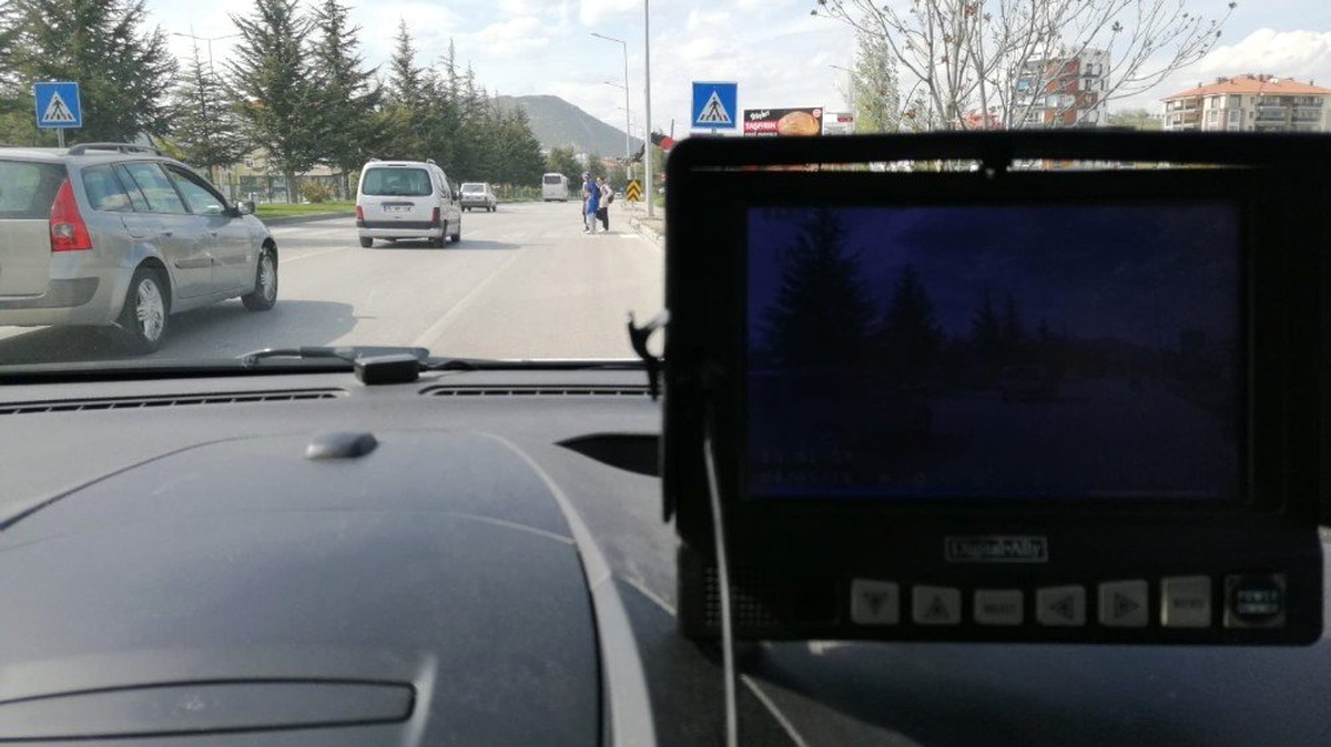 Yayalara Yol Vermeyen Sürücülere Ceza Yağdı