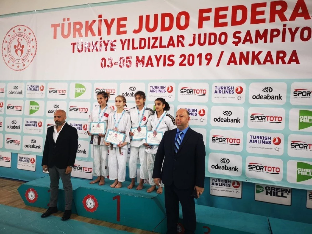 Yunusemreli Judocular Ankara\'dan Derecelerle Döndü