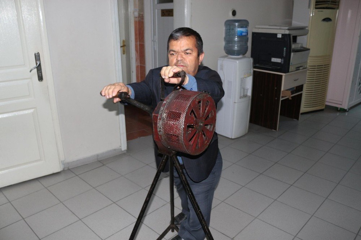 50 Yıldır Siren Sesiyle Oruç Açıyorlar