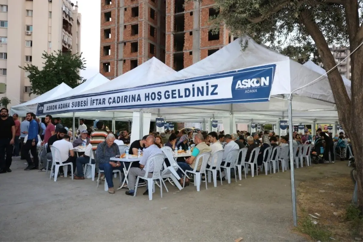 Askon Adana\'da Günde Bin Kişiye İftar Veriyor