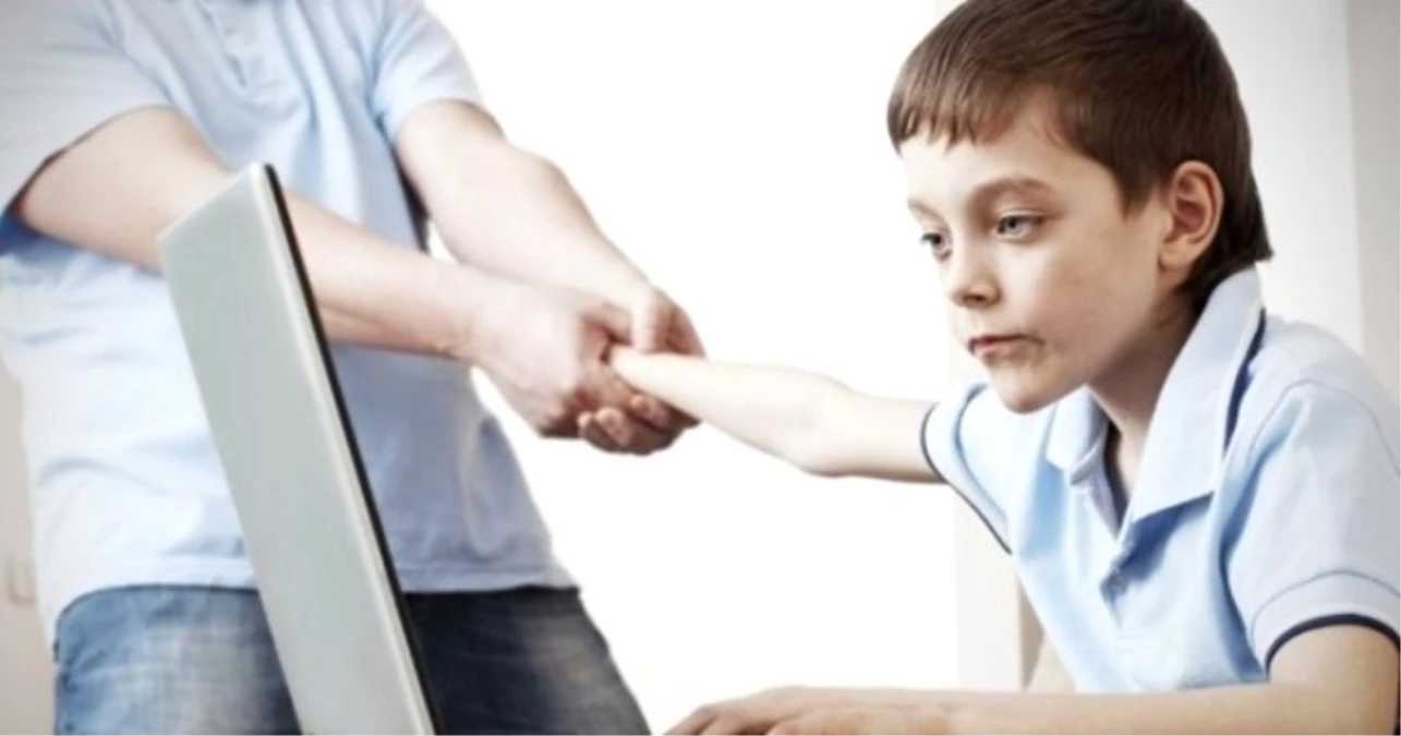 Çocuğunuzun İnternet Bağımlısı Olup Olmadığını Anlamanın Yolları