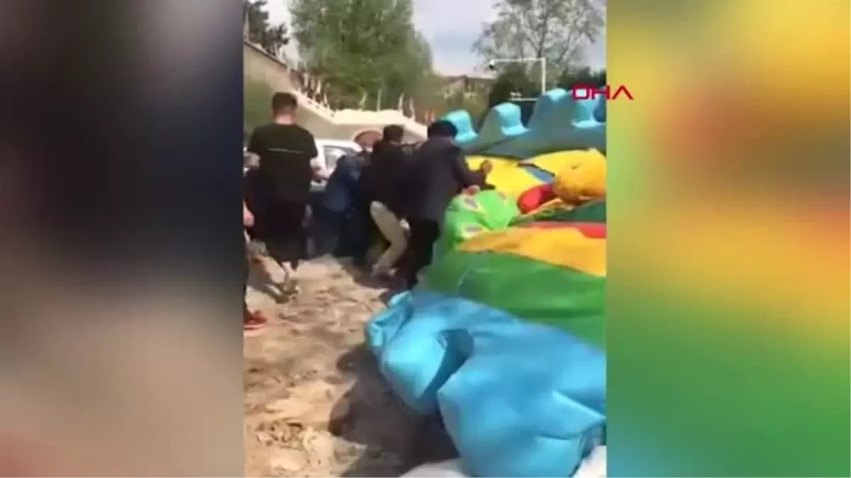 Dha Dış - Çin\'de Fırtına Oyun Parkını Vurdu 2 Çocuk Hayatını Kaybetti