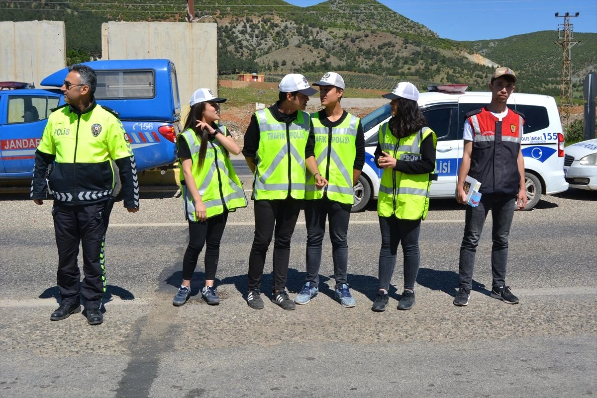 Fen Lisesi Öğrencilerinden "Bir Kemer Birden Fazla Hayattır" Projesi