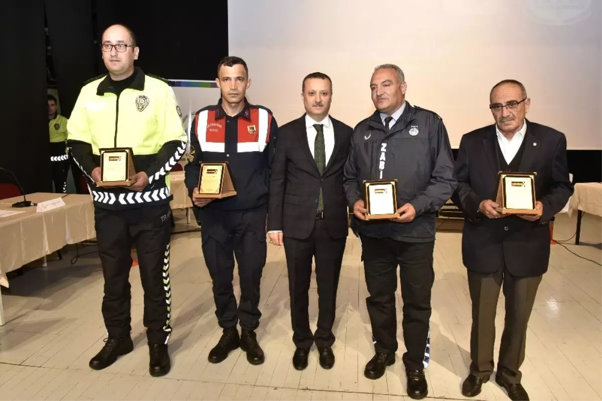 Gümüşhane\'de Karayolu Trafik Haftası Kutlamaları Başladı