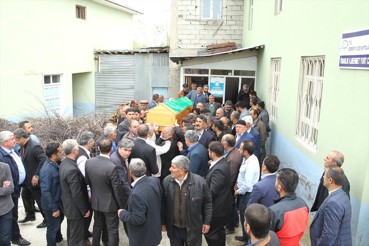 Güncelleme - Saldırıya Uğrayan AK Parti\'li Aday Adayı Hayatını Kaybetti