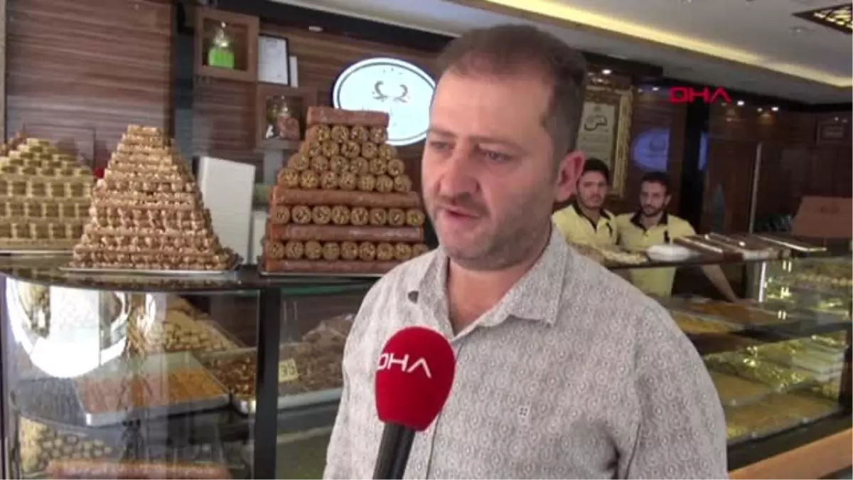 Hatay Suriyeli Tatlıcılar Mesleklerini Yaşatıyor