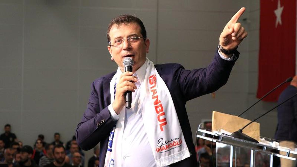 İmamoğlu\'ndan Ysk\'ya Tepki: Anayasa Referandumu Da, Cumhurbaşkanı Seçimleri de Şaibeli