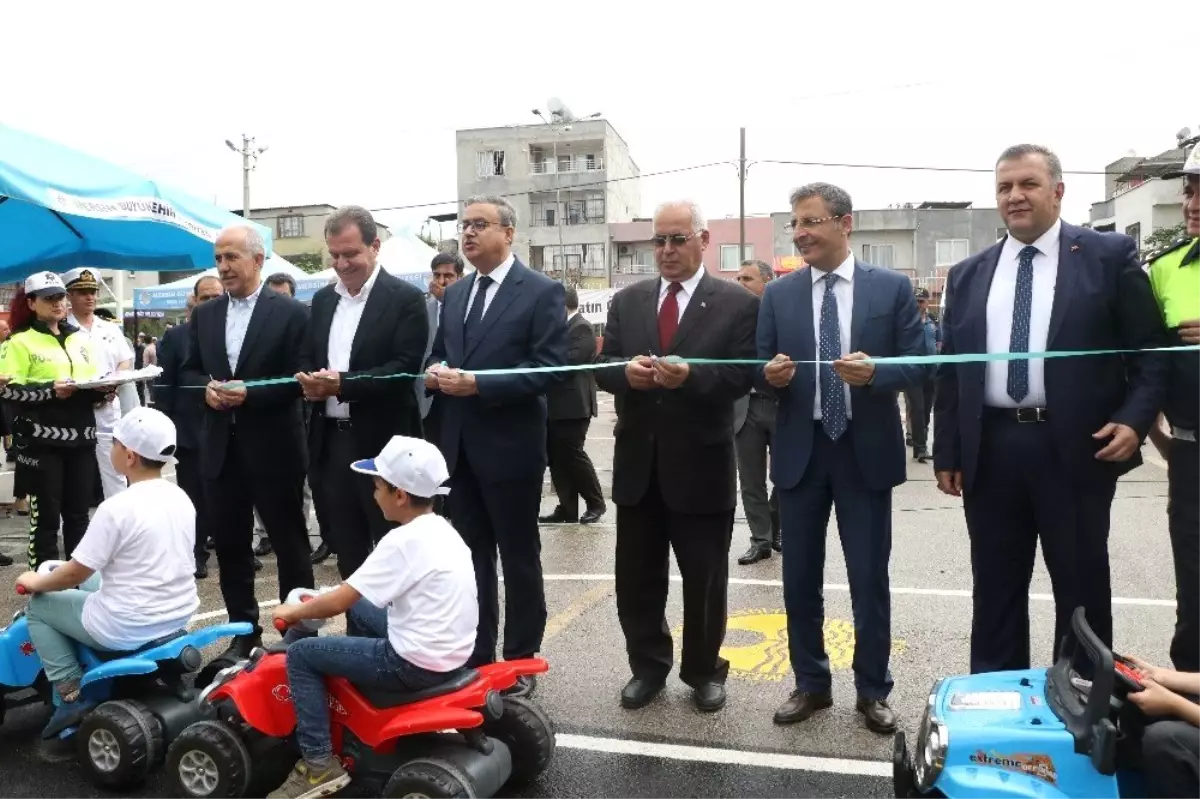 Mersin\'de Çocuk Trafik Eğitim Parkının Açılışı Yapıldı