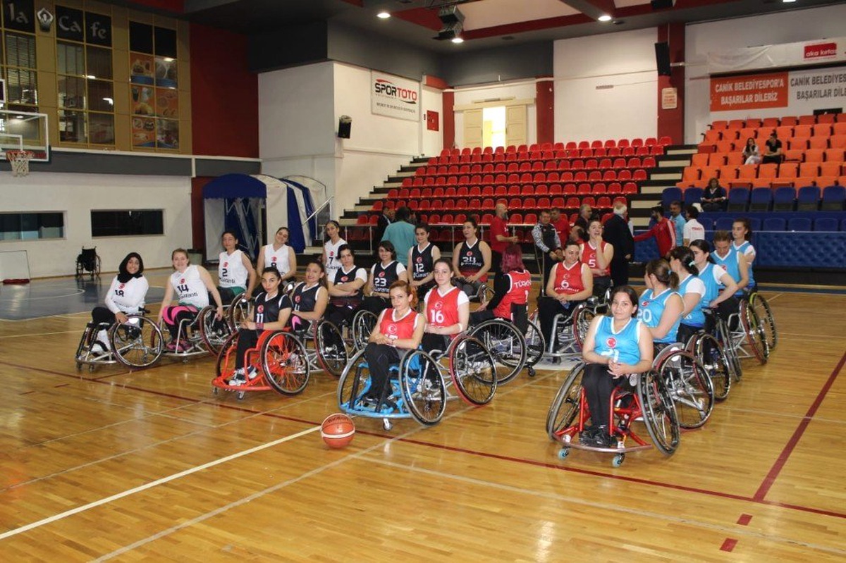 Tekerlekli Sandalye Basketbol Kadınlar Türkiye Şampiyonası Başladı
