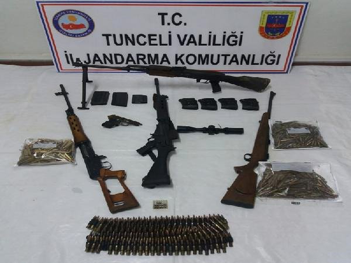 Tunceli\'de Teröristlerin Mağarası Kullanılamaz Hale Getirildi