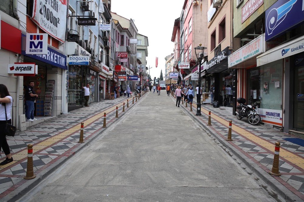 Yukarı Çarşı Bakımdan Geçti