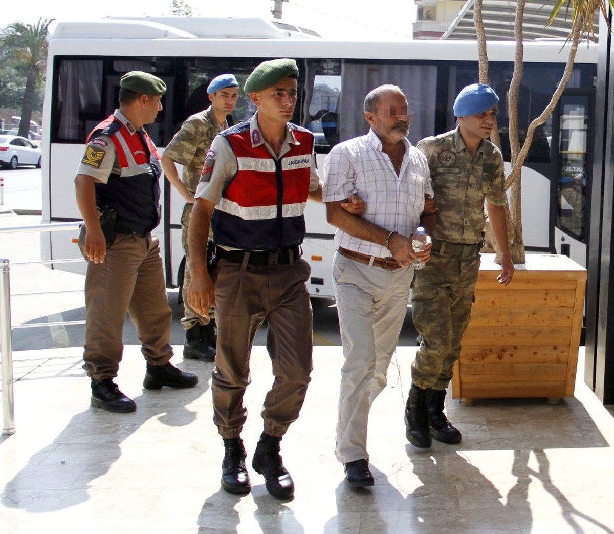 Alanya\'da Suç Örgütüne Ceza Yağdı