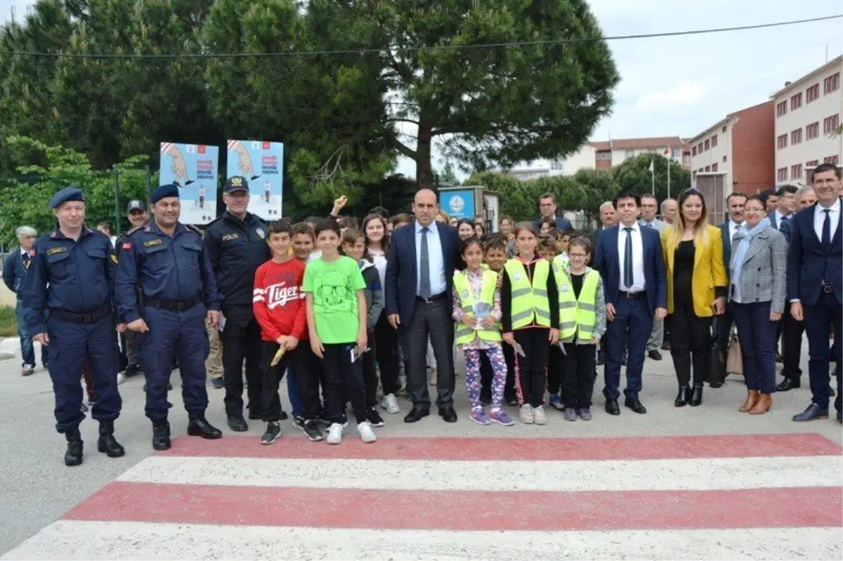 Biga\'da "Öncelik Hayatın, Öncelik Yayanın" Uygulaması