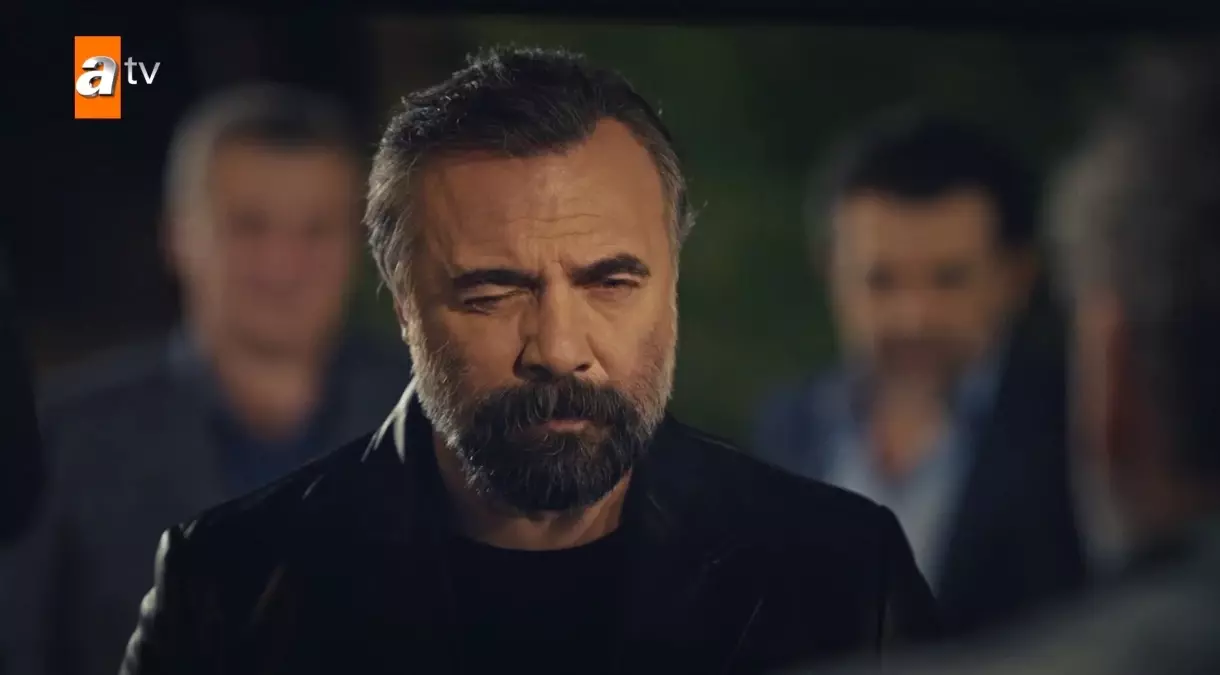 Zeki Köşeye Sıkıştı! Eşkıya Dünyaya Hükümdar Olmaz 136. Son Bölüm İzle