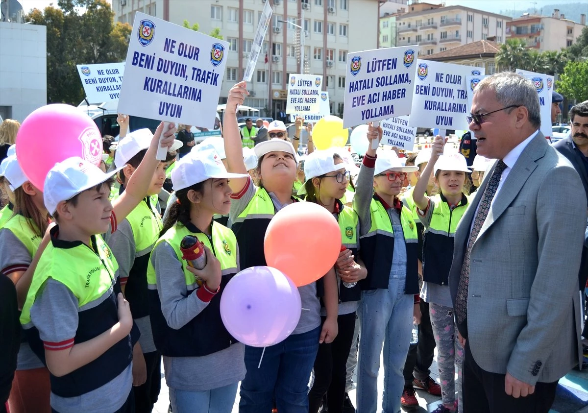 Manisa\'da Çocuklara Trafik Etkinliği