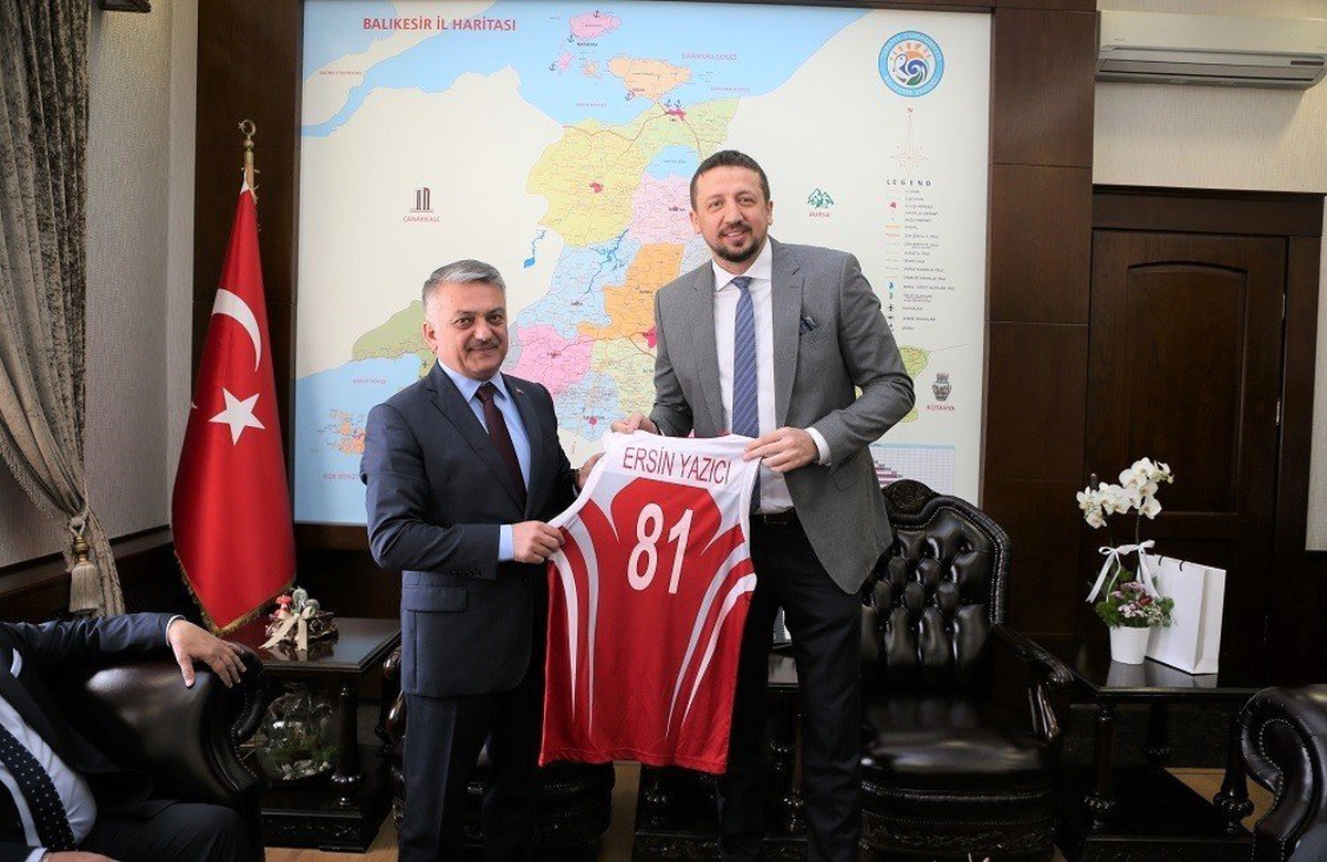 Türkoğlu, Vali Yazıcı\'yı Ziyaret Etti
