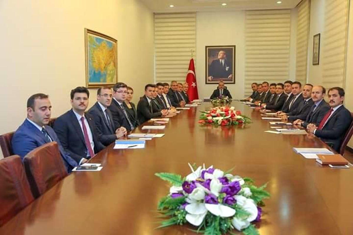 Vali\'den Kaymakamlara Talimat: "Aile Ziyaretleri Yapın"