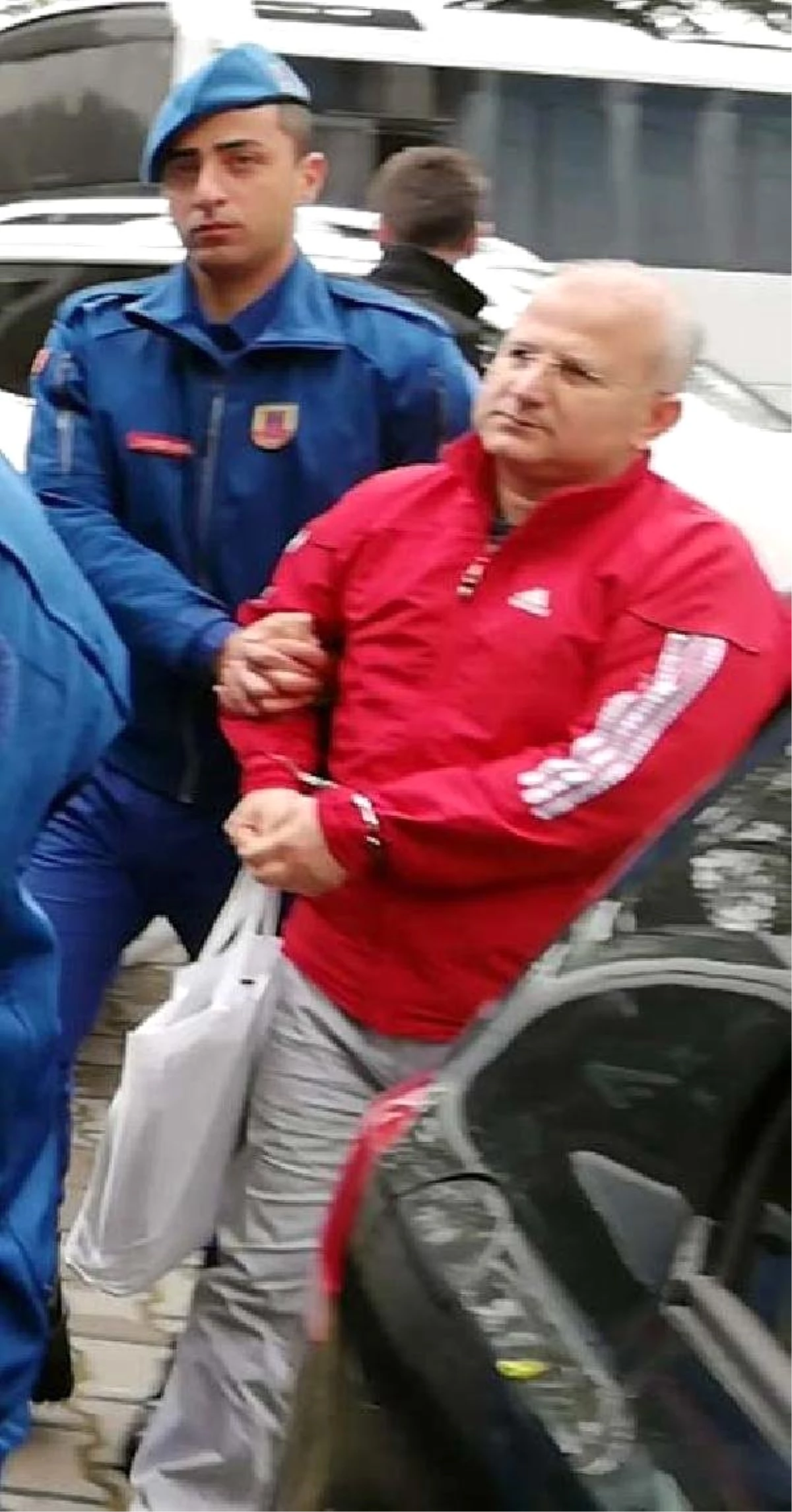 Zonguldak\'ta Fetö\'den Tutuklu Eski Yüzbaşıya Tahliye