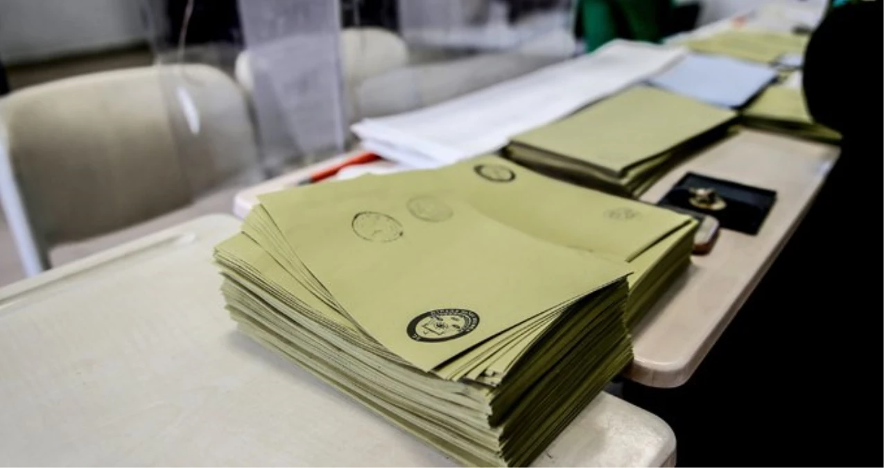 31 Mart\'tan Sonra 18 Yaşını Dolduranlar İstanbul Seçimlerinde Oy Kullanabilecek mı? İşte Yanıtı