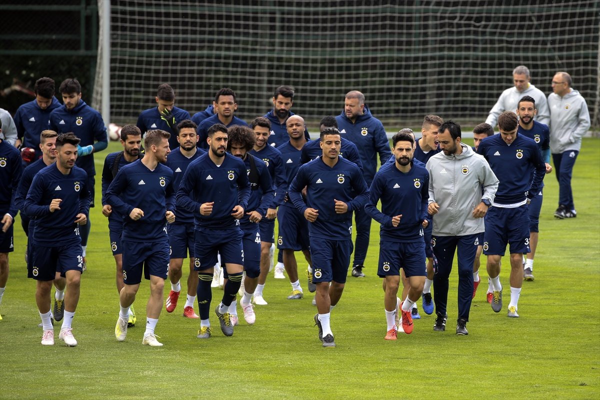 Fenerbahçe\'de Akhisarspor Maçı Hazırlıkları